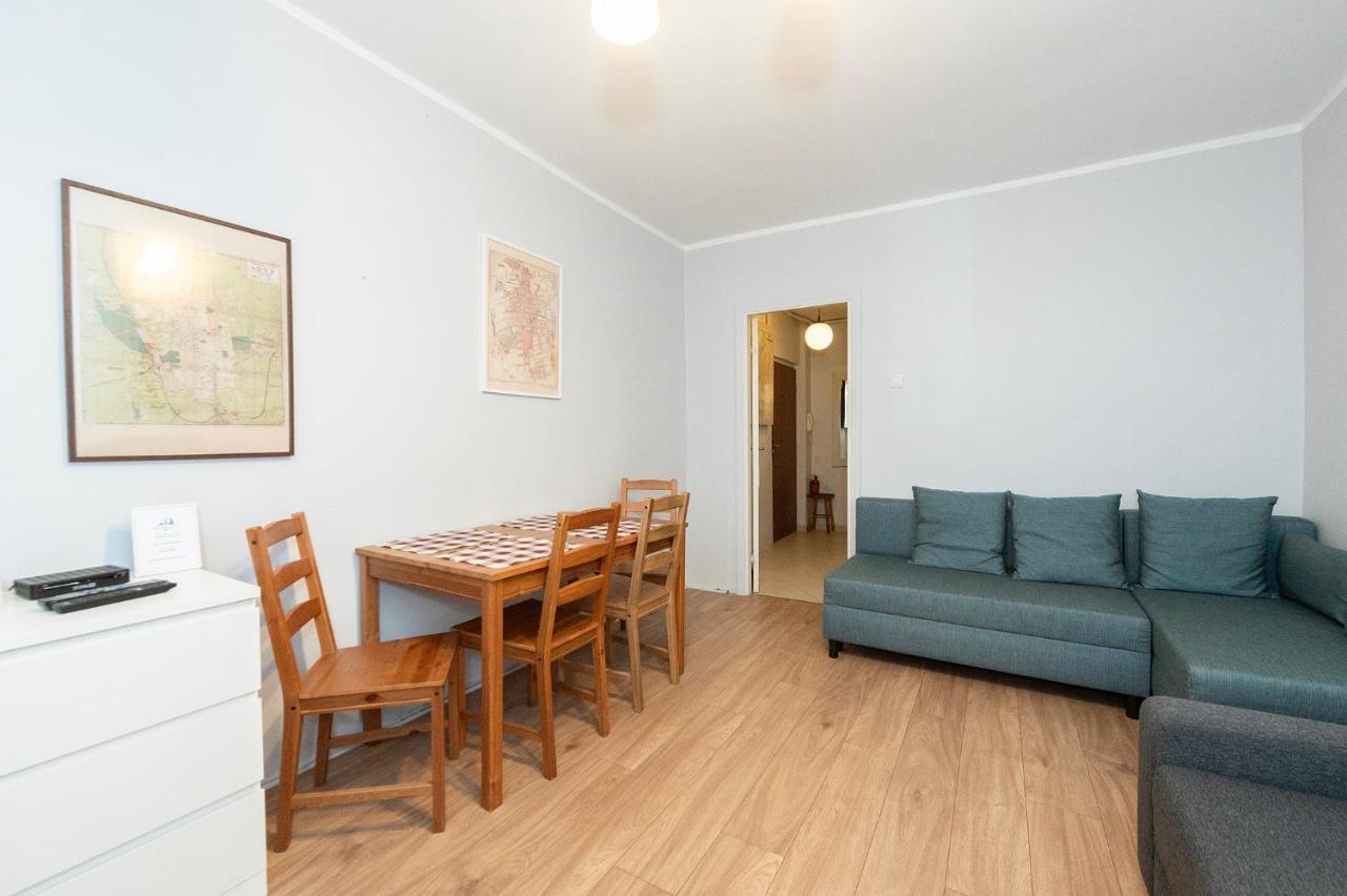 Studio In City Centre Free Parking Lodź Bagian luar foto